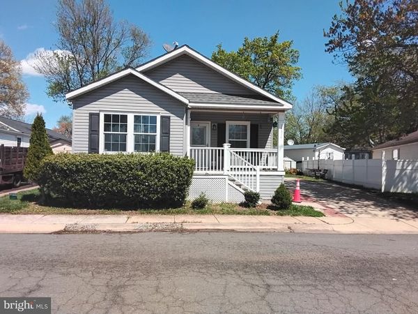 14514 IBERIA CIRCLE , CHANTILLY, VA 20151