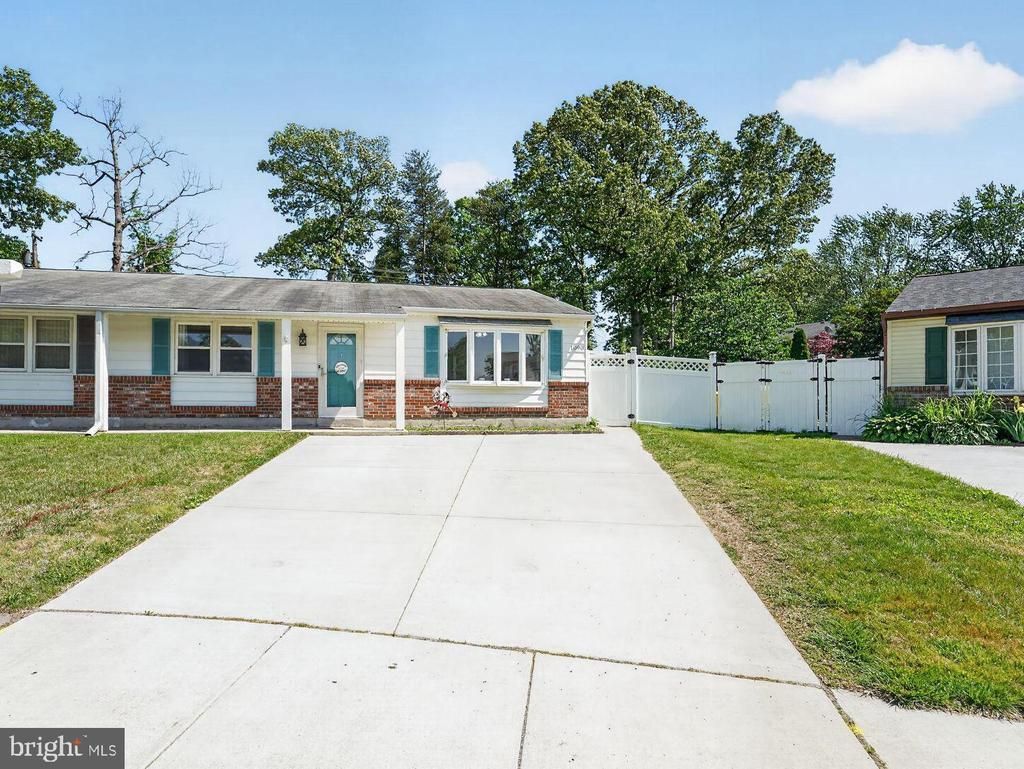 1090 Notley Court, Pasadena, MD 21122 Main Photo