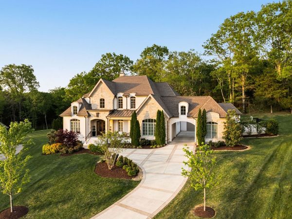 9102 Raindrop Cir , Brentwood, TN 37027