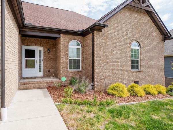 813 Tanager Pl, Lebanon, TN 37087