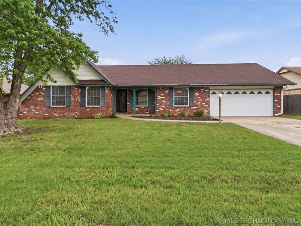 2616 W Commercial Street , Broken Arrow, OK 74012