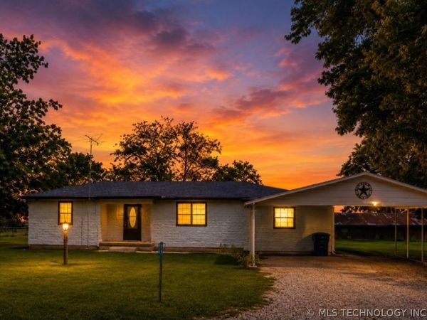 530 Sparks Street, Dustin, OK 74839