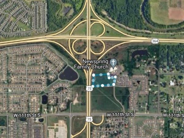 2907 W 108th Place S, Jenks, OK 74037