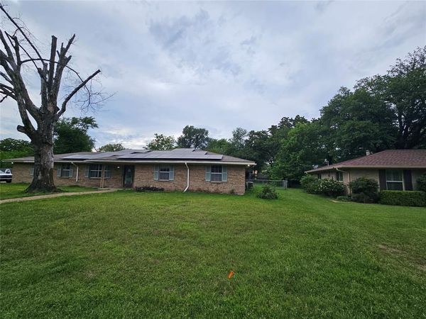 536 Forrest Lane , Corsicana, TX 75110