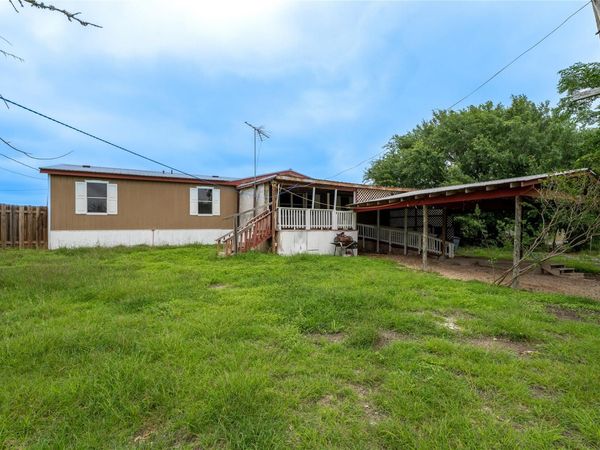 100 Cattle BND, Kyle, TX 78640