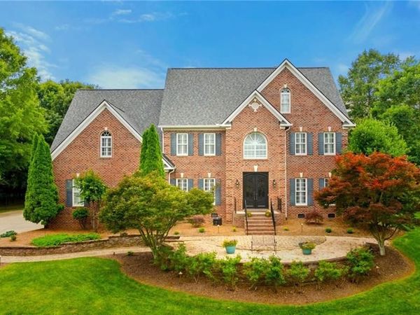 7809 Charles Place Drive, Kernersville, NC 27284
