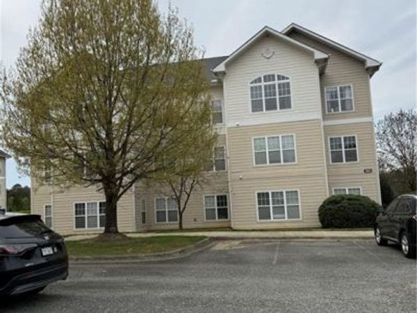 302 Campus Walk Trail , Unit 203, Elon, NC 27244