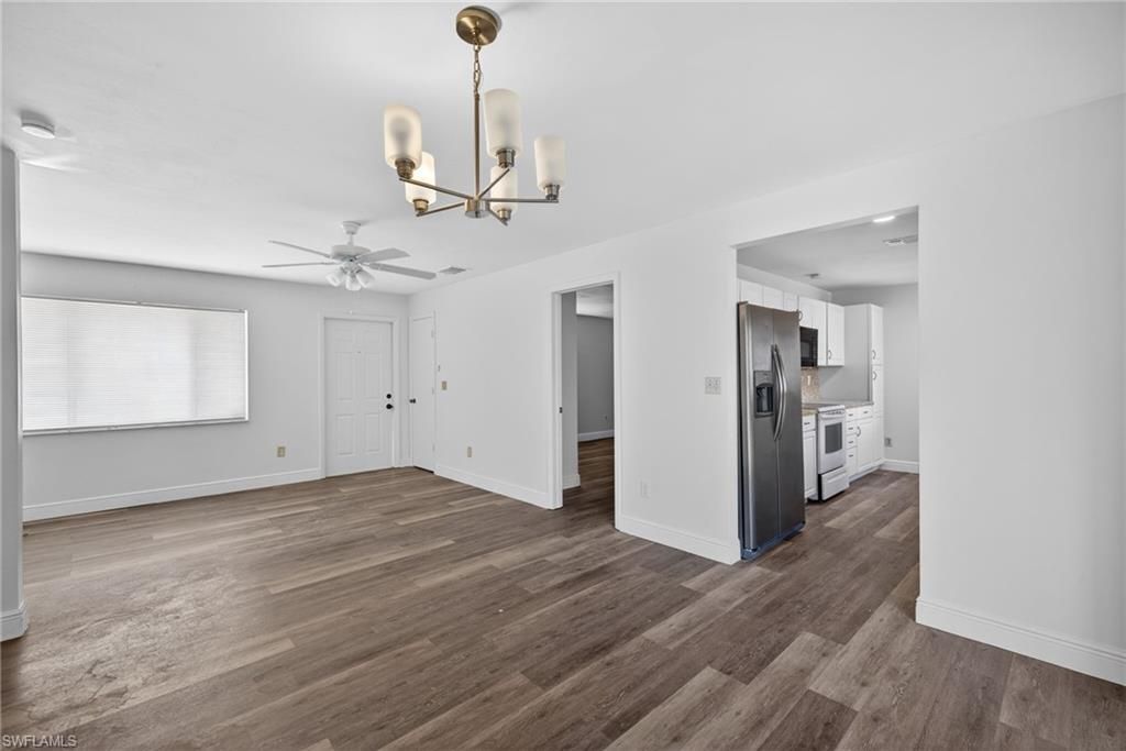9090 San Carlos Blvd, Fort Myers, FL 33967 Photo