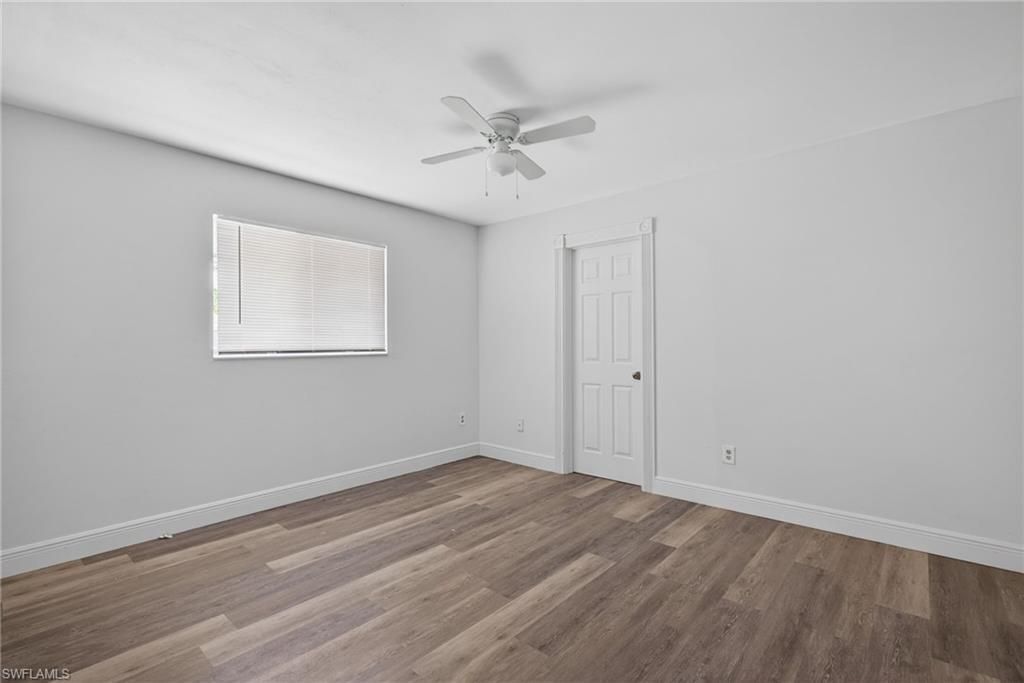9090 San Carlos Blvd, Fort Myers, FL 33967 Photo
