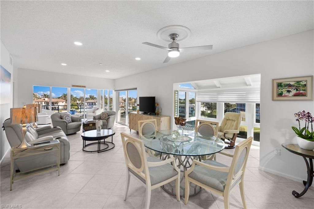 255 Park Shore Dr, Unit 3-341, Naples, FL 34103 Photo