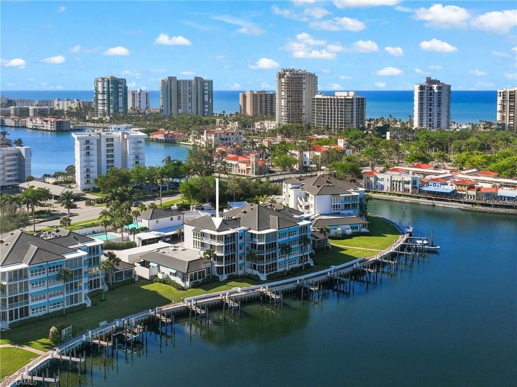 255 Park Shore Dr, Unit 3-341, Naples, FL 34103 Photo