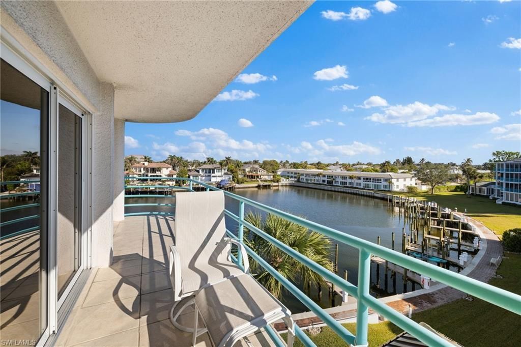 255 Park Shore Dr, Unit 3-341, Naples, FL 34103 Photo
