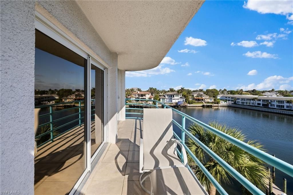 255 Park Shore Dr, Unit 3-341, Naples, FL 34103 Photo