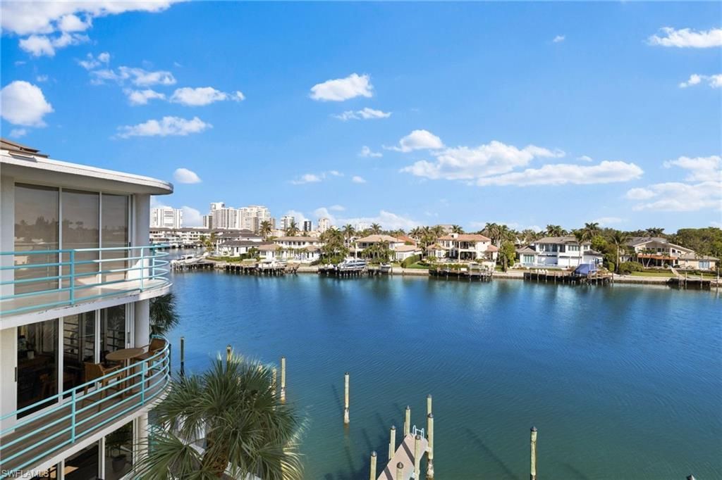 255 Park Shore Dr, Unit 3-341, Naples, FL 34103 Photo