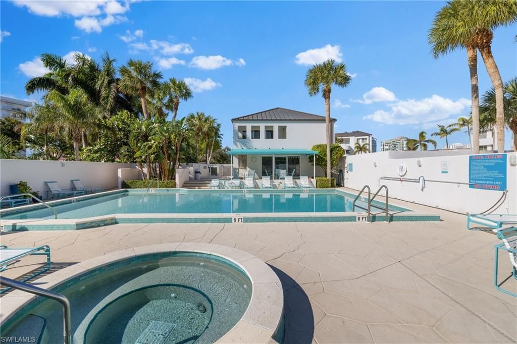 255 Park Shore Dr, Unit 3-341, Naples, FL 34103 Photo