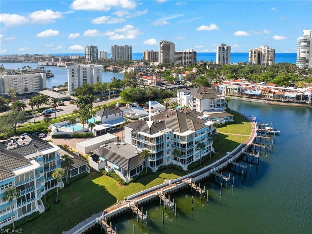 255 Park Shore Dr, Unit 3-341, Naples, FL 34103 Photo