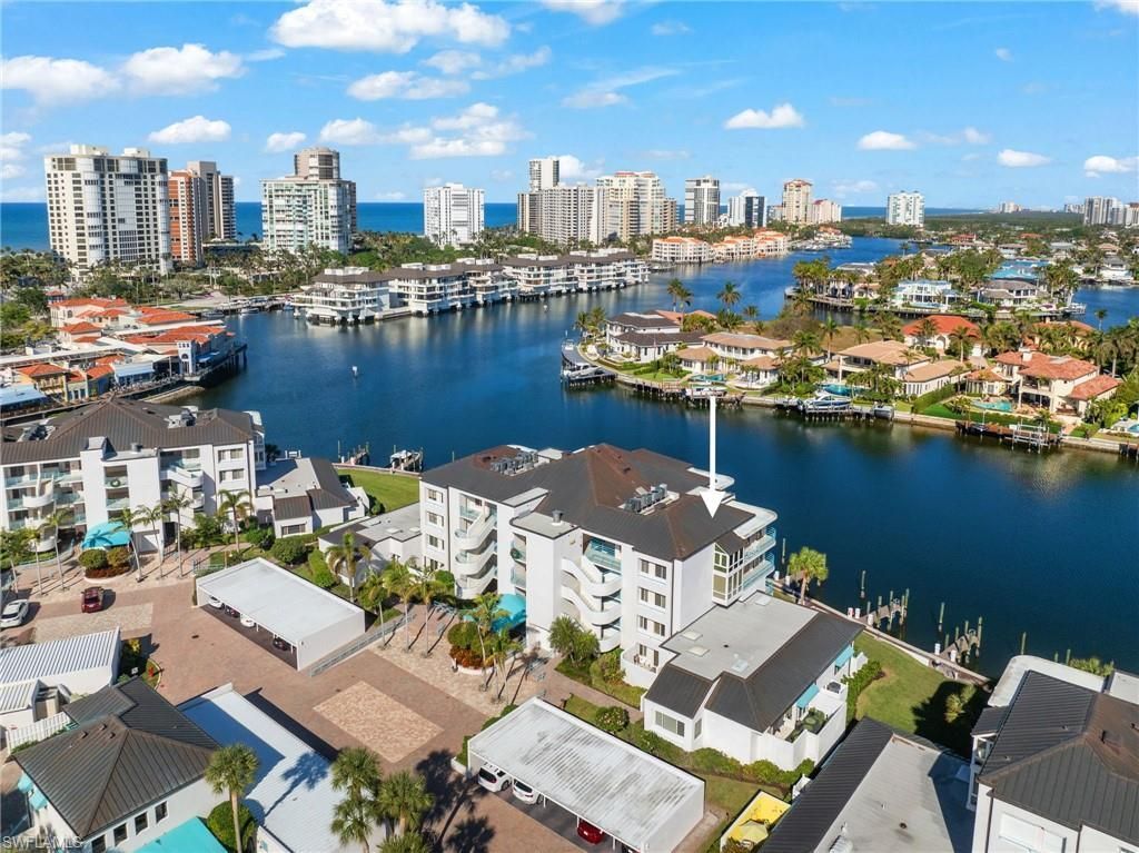 255 Park Shore Dr, Unit 3-341, Naples, FL 34103 Photo