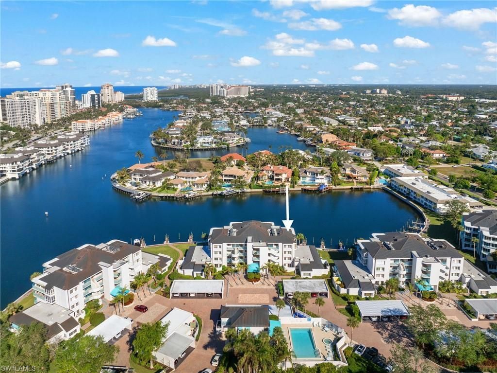 255 Park Shore Dr, Unit 3-341, Naples, FL 34103 Photo
