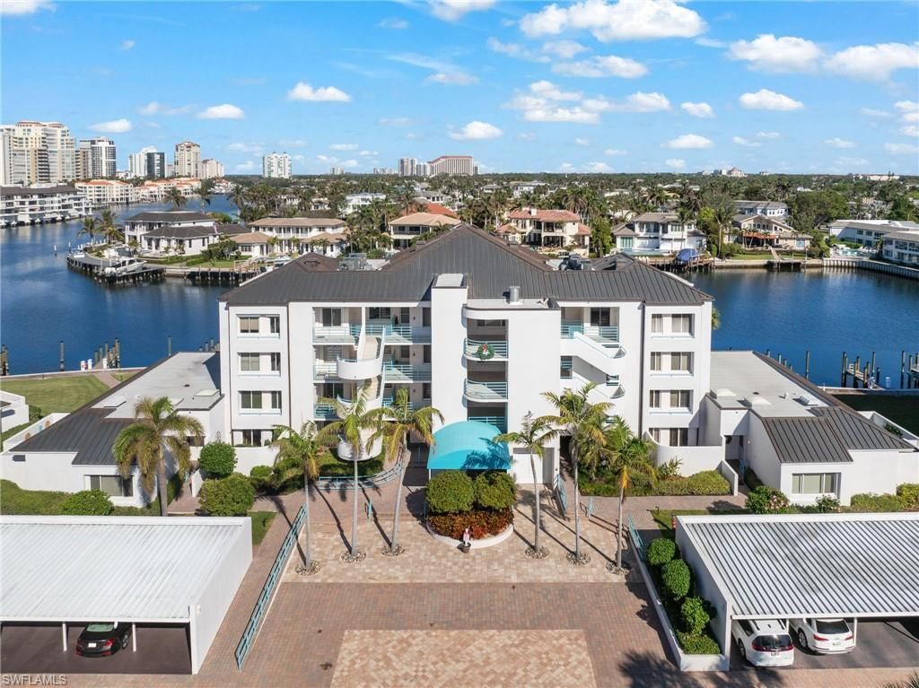 255 Park Shore Dr, Unit 3-341, Naples, FL 34103 Photo