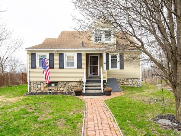 23 Howard Road , Poughkeepsie, NY 12603