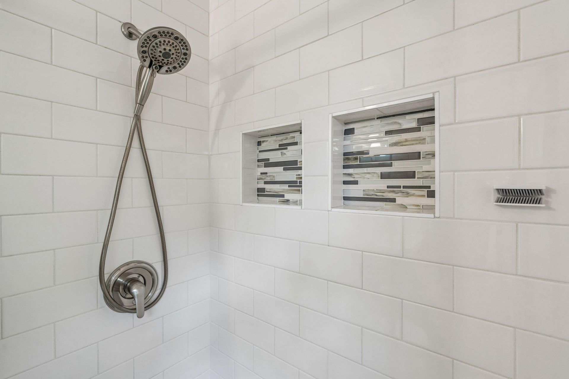 662 Schooner Road Photo 34