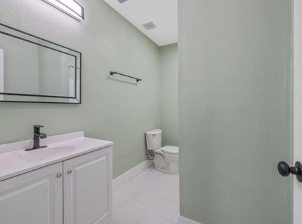 1247 N Ferger Ave, Fresno, CA 93728 Photo