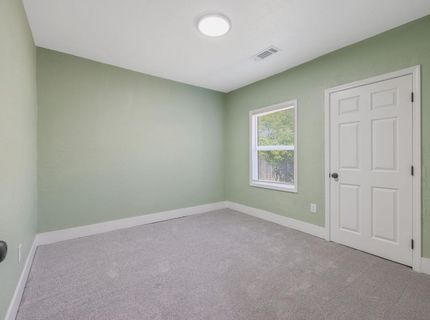 1247 N Ferger Ave, Fresno, CA 93728 Photo