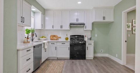 1247 N Ferger Ave, Fresno, CA 93728 Photo