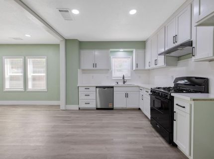 1247 N Ferger Ave, Fresno, CA 93728 Photo