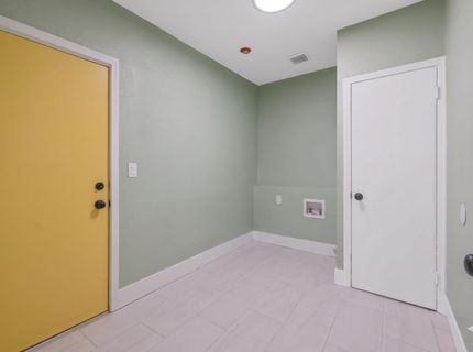 1247 N Ferger Ave, Fresno, CA 93728 Photo