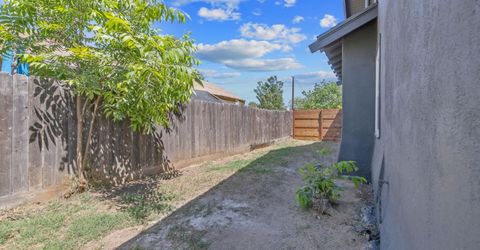 1247 N Ferger Ave, Fresno, CA 93728 Photo