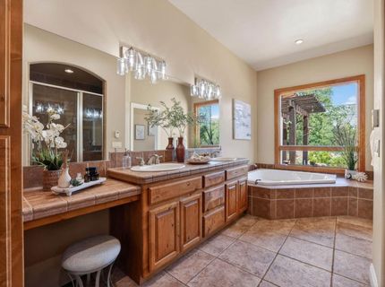 7021 Horseshoe Bar Rd, Loomis, CA 95650 Photo