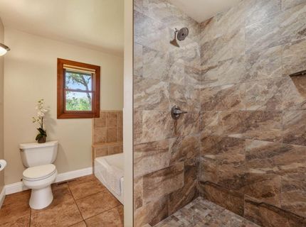 7021 Horseshoe Bar Rd, Loomis, CA 95650 Photo