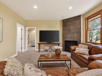 7021 Horseshoe Bar Rd, Loomis, CA 95650 Photo