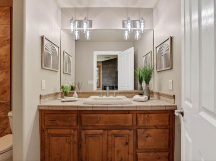 7021 Horseshoe Bar Rd, Loomis, CA 95650 Photo