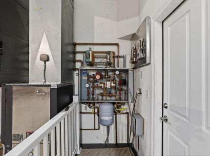 7021 Horseshoe Bar Rd, Loomis, CA 95650 Photo
