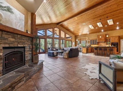 7021 Horseshoe Bar Rd, Loomis, CA 95650 Photo