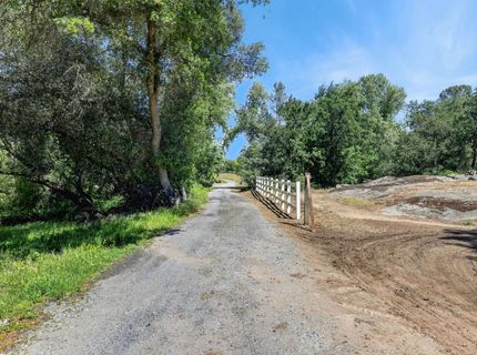 7021 Horseshoe Bar Rd, Loomis, CA 95650 Photo