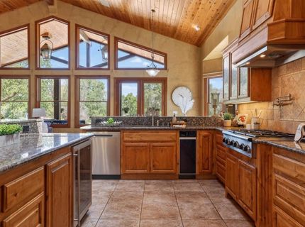 7021 Horseshoe Bar Rd, Loomis, CA 95650 Photo