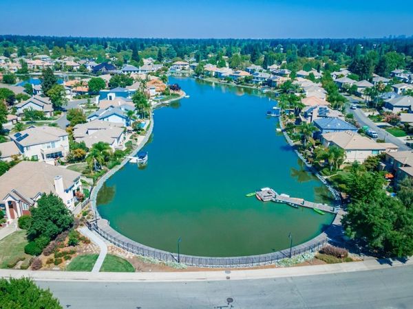 982 South Beach Dr, Sacramento, CA 95831
