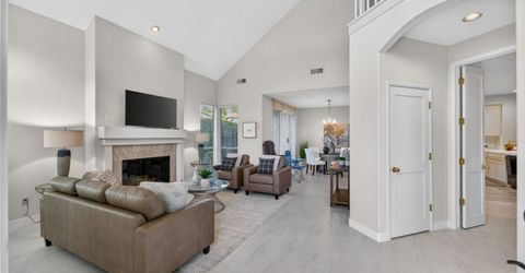 982 South Beach Dr, Sacramento, CA 95831 Photo