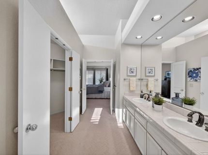 982 South Beach Dr, Sacramento, CA 95831 Photo