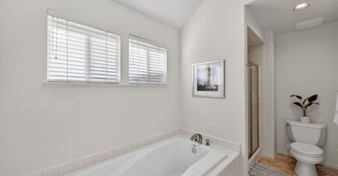 982 South Beach Dr, Sacramento, CA 95831 Photo