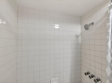 982 South Beach Dr, Sacramento, CA 95831 Photo