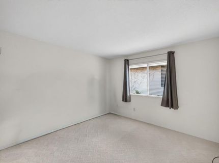 982 South Beach Dr, Sacramento, CA 95831 Photo