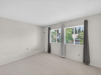 982 South Beach Dr, Sacramento, CA 95831 Photo