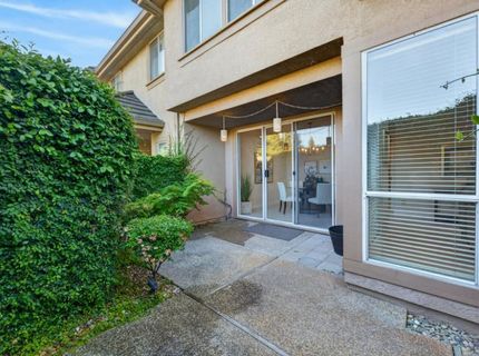 982 South Beach Dr, Sacramento, CA 95831 Photo