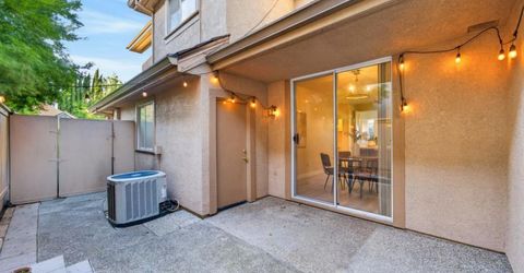 982 South Beach Dr, Sacramento, CA 95831 Photo