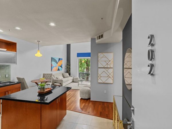 2025 S St #202, Unit 202, Sacramento, CA 95811