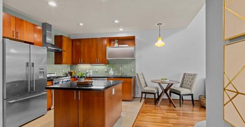 2025 S St #202, Unit 202, Sacramento, CA 95811 Photo